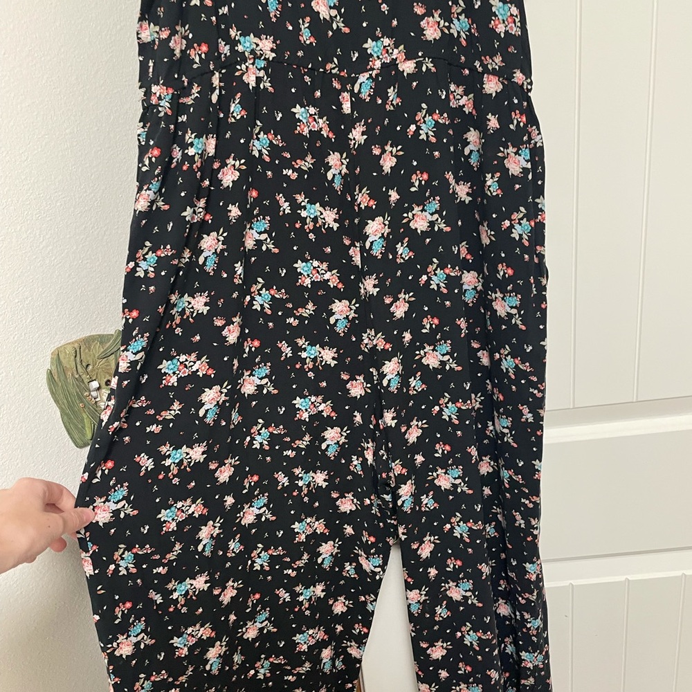 Jumpsuit - Picture 5 of 5